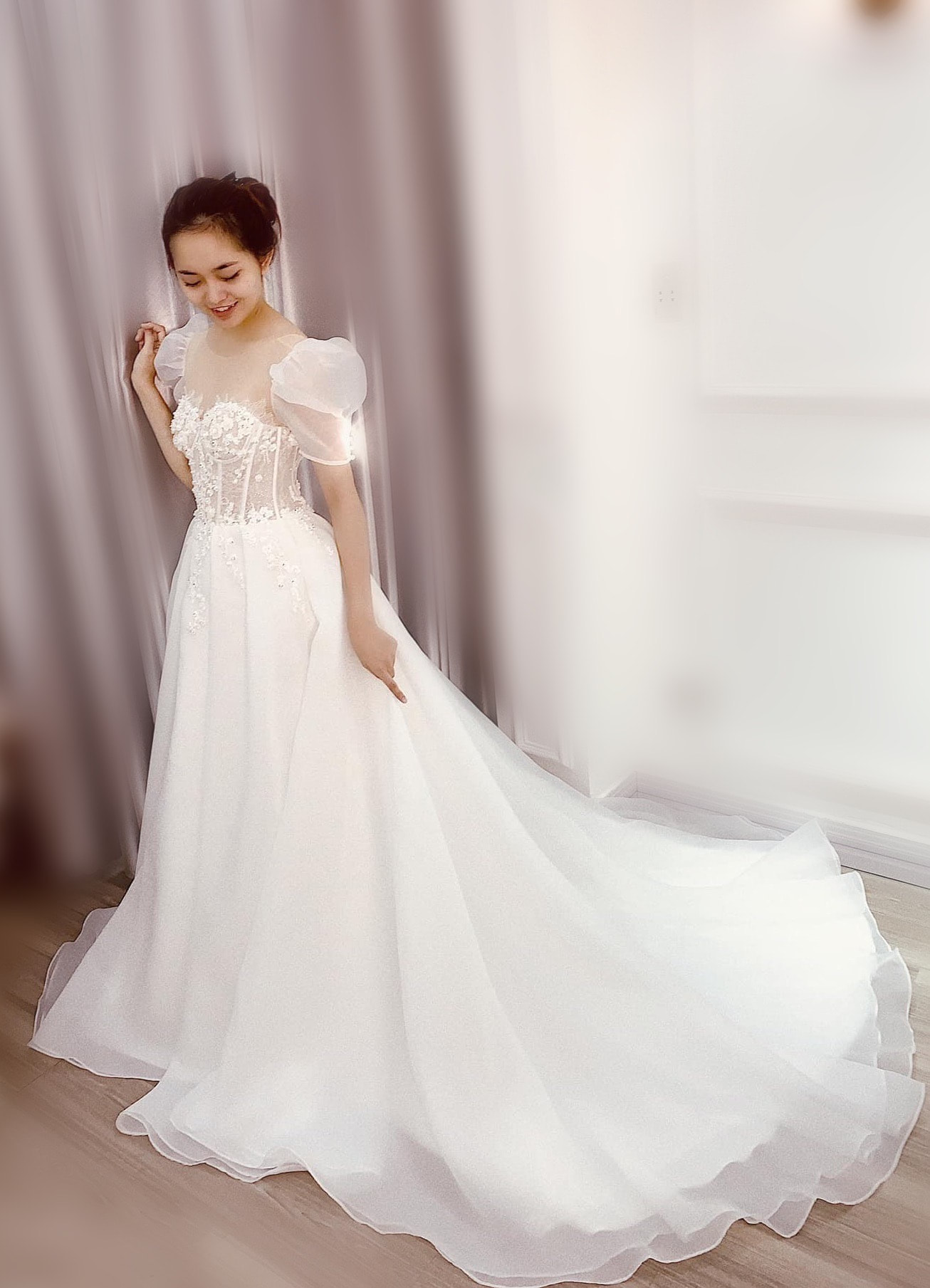  Classic Long Lace Wedding Dresses A-Line Off Shoulder