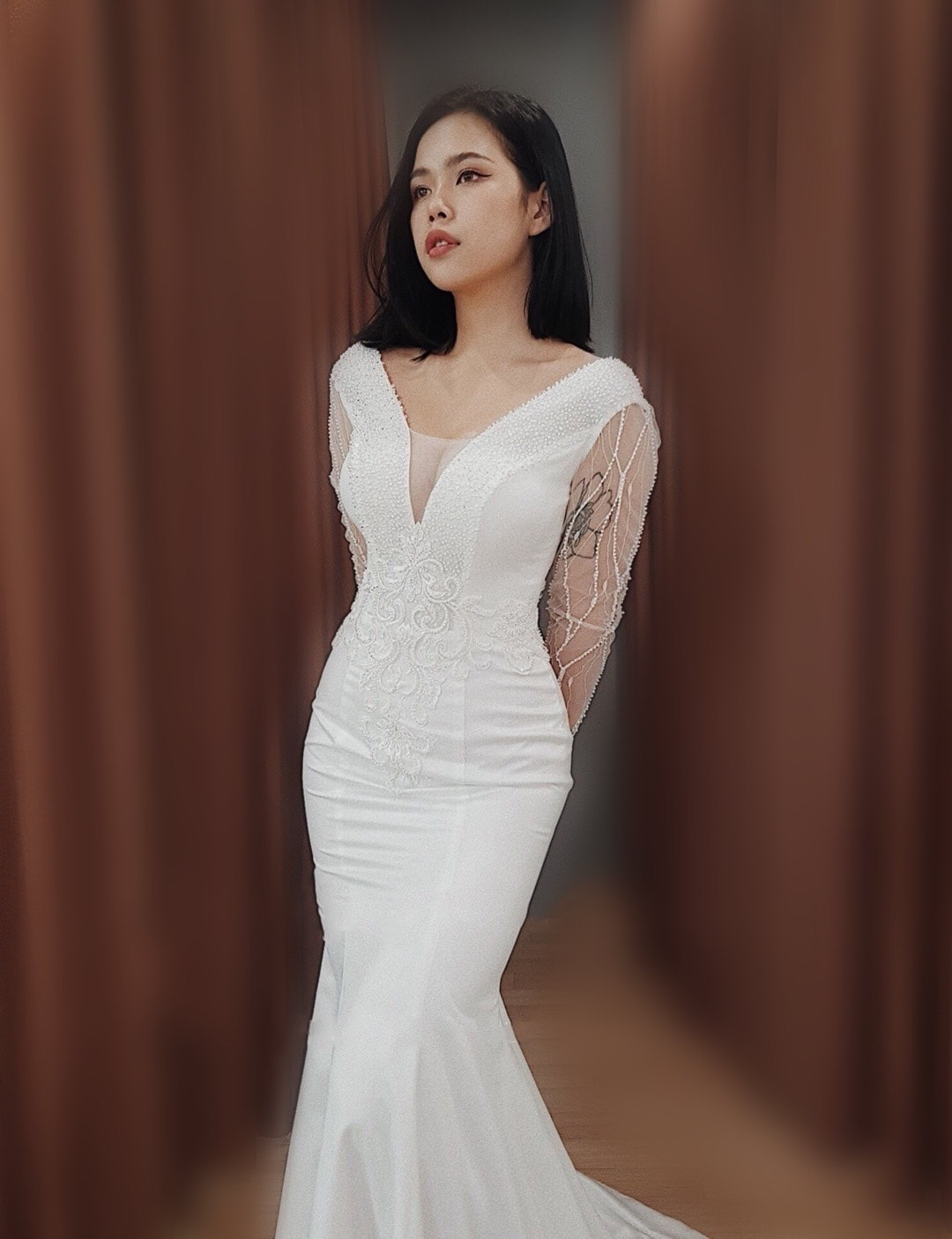 Sexy deep V neck long lace sleeves beaded white satin trumpet wedding ...