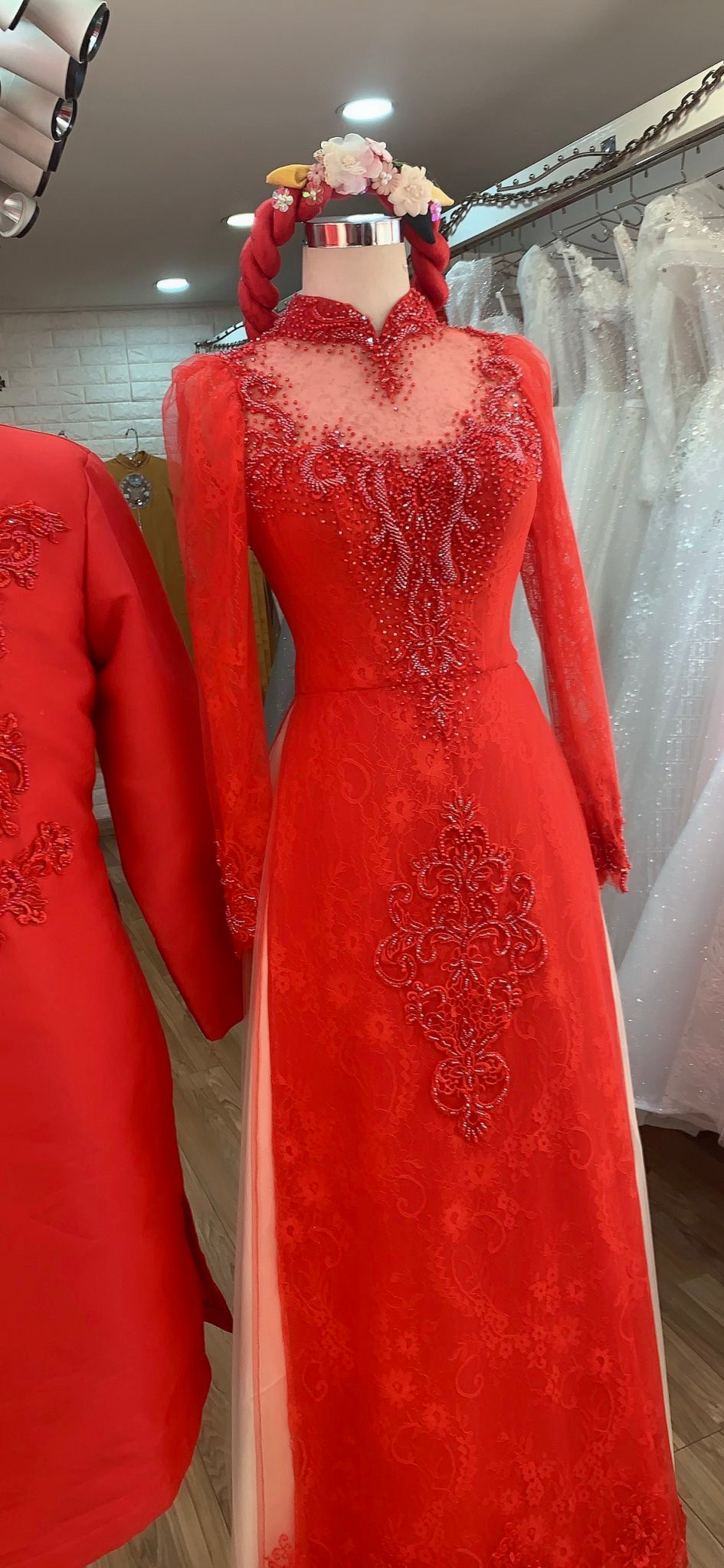 Beautiful Traditional Vietnamese Wedding Ao Dai in red with red lace ...